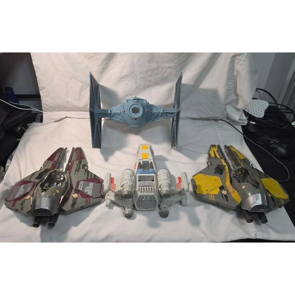 Star Wars Vehicle Lot TIE Fighter Y-Wing Jedi Starfighters Parts Loose Vehicles
